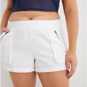 AERIE Women’s White Boardwalk Pull On Shorts White Size Small